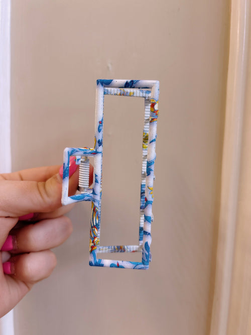 Vintage Toile Pattern Claw Clip