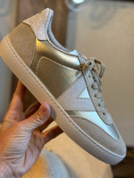 Victoria Berlin Metallic Sneaker